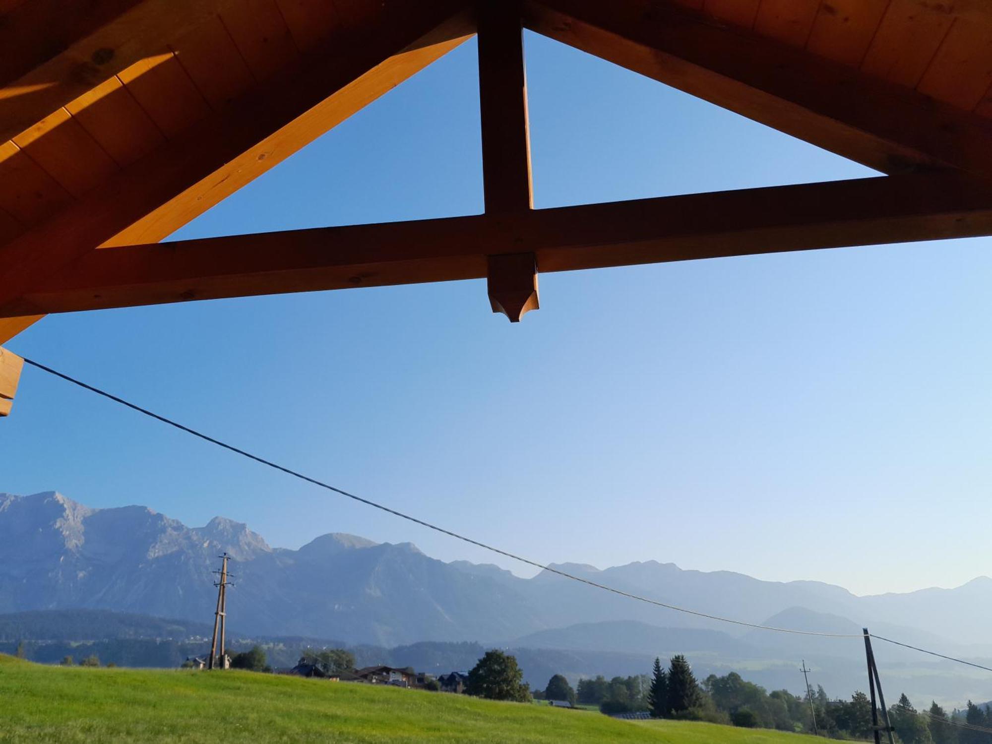Alpenblick Apartamento *
